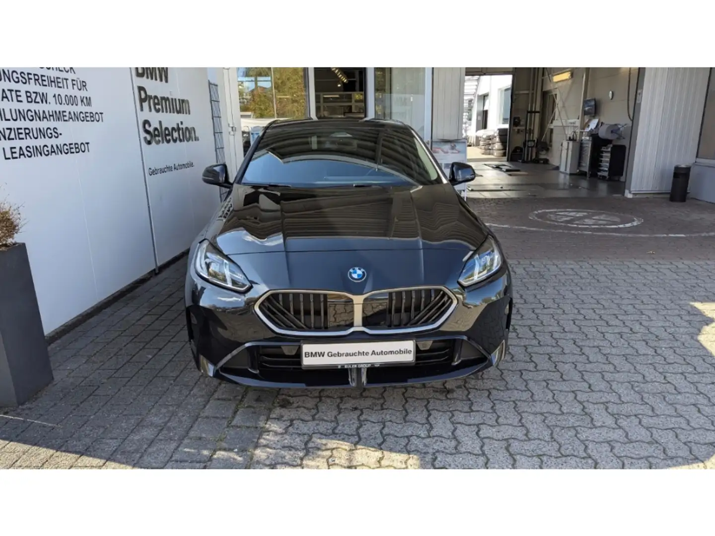 BMW 120 M-Sport Sommer18'' Ad-M-Fahrw DA+ AG P Apple CarPl Schwarz - 2