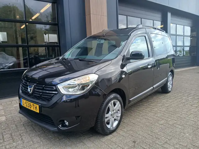 Dacia Dokker 1.3 TCe Ambiance / trekhaak / all season / navigat