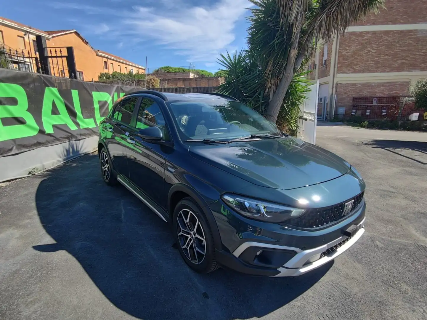 Fiat Tipo Tipo 5p CROSS1.0 t3 100cv - KM. ZERO Verde - 1