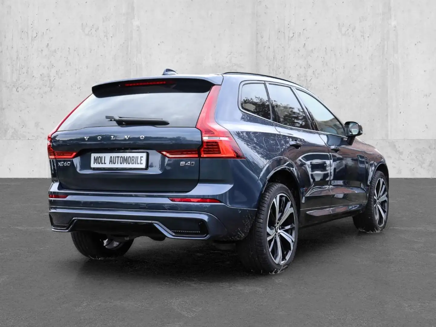 Volvo XC60 Ultimate Dark AWD B4 Diesel EU6d Allrad HUD AD Sta Blau - 2