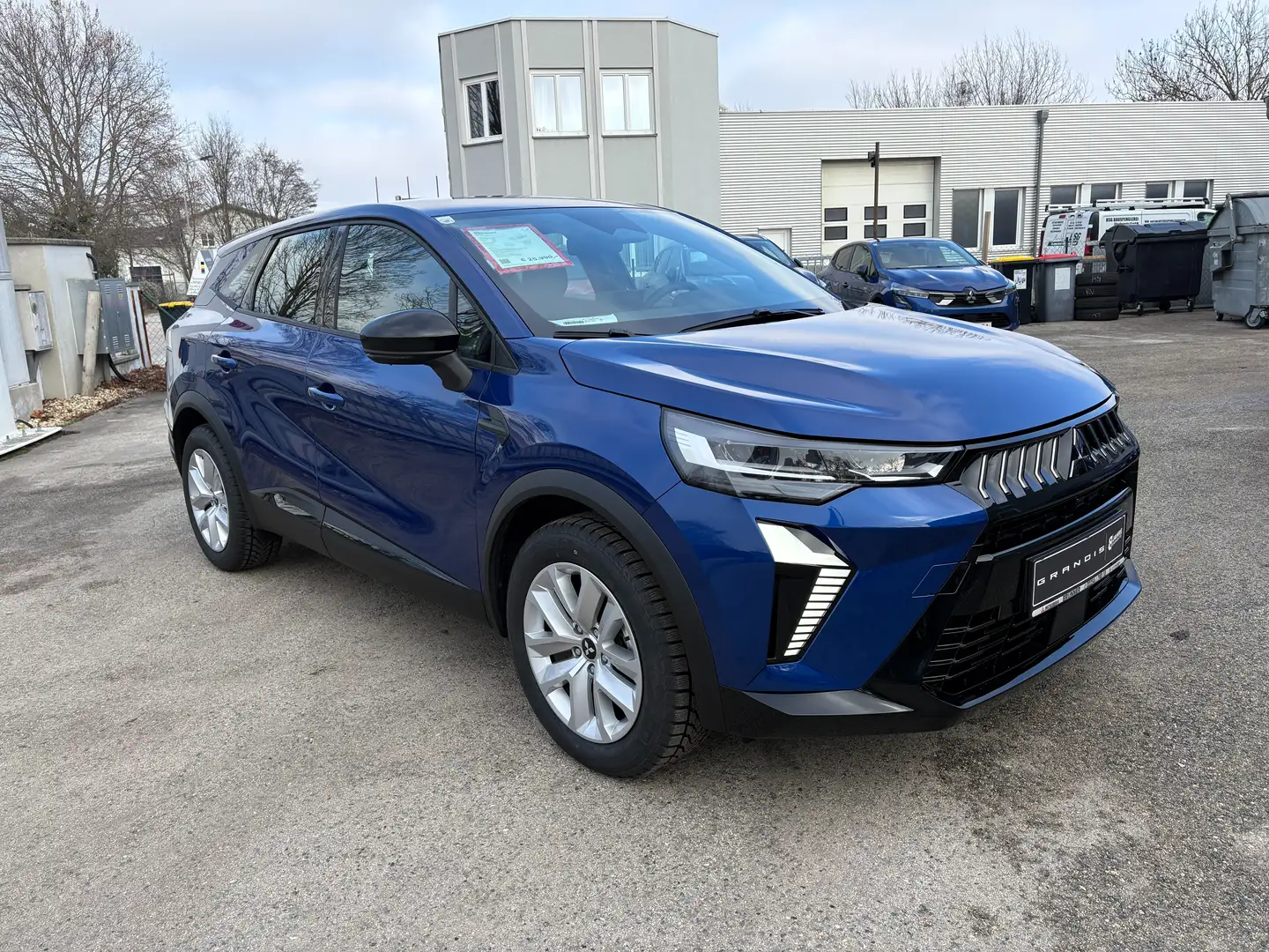 Mitsubishi Grandis 1,3 DI-T MHEV Invite Blau - 1