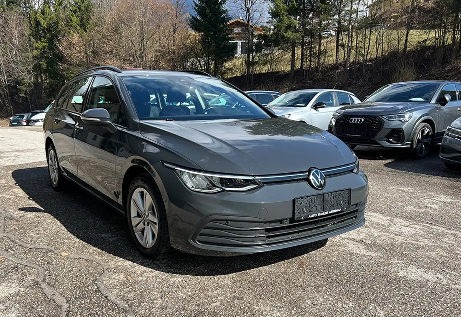 Volkswagen Golf Variant Comfortline 1,6 TDI SCR Grau - 2