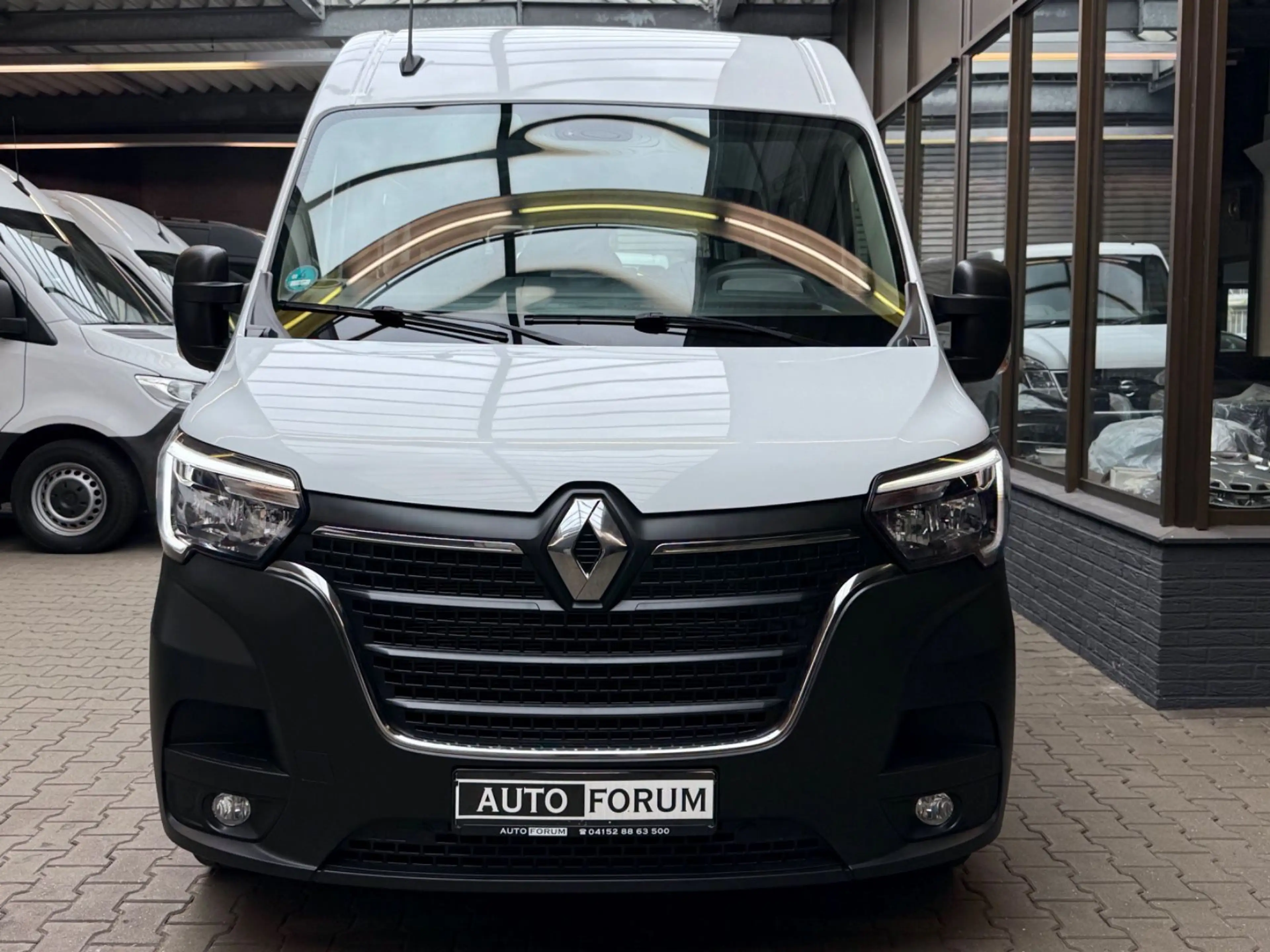 Renault Master 2.3 D L2H2 BUS 9-SITZE CAM PDC TEMPOMAT — photo 3