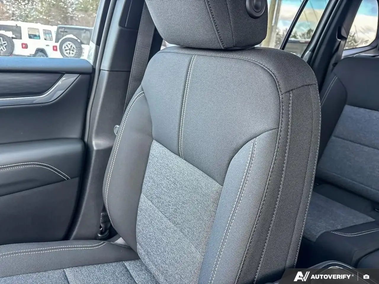 GMC Acadia снимка GMC Acadia