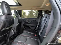Jeep Cherokee снимка Jeep Cherokee