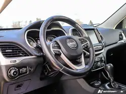 Jeep Cherokee снимка Jeep Cherokee