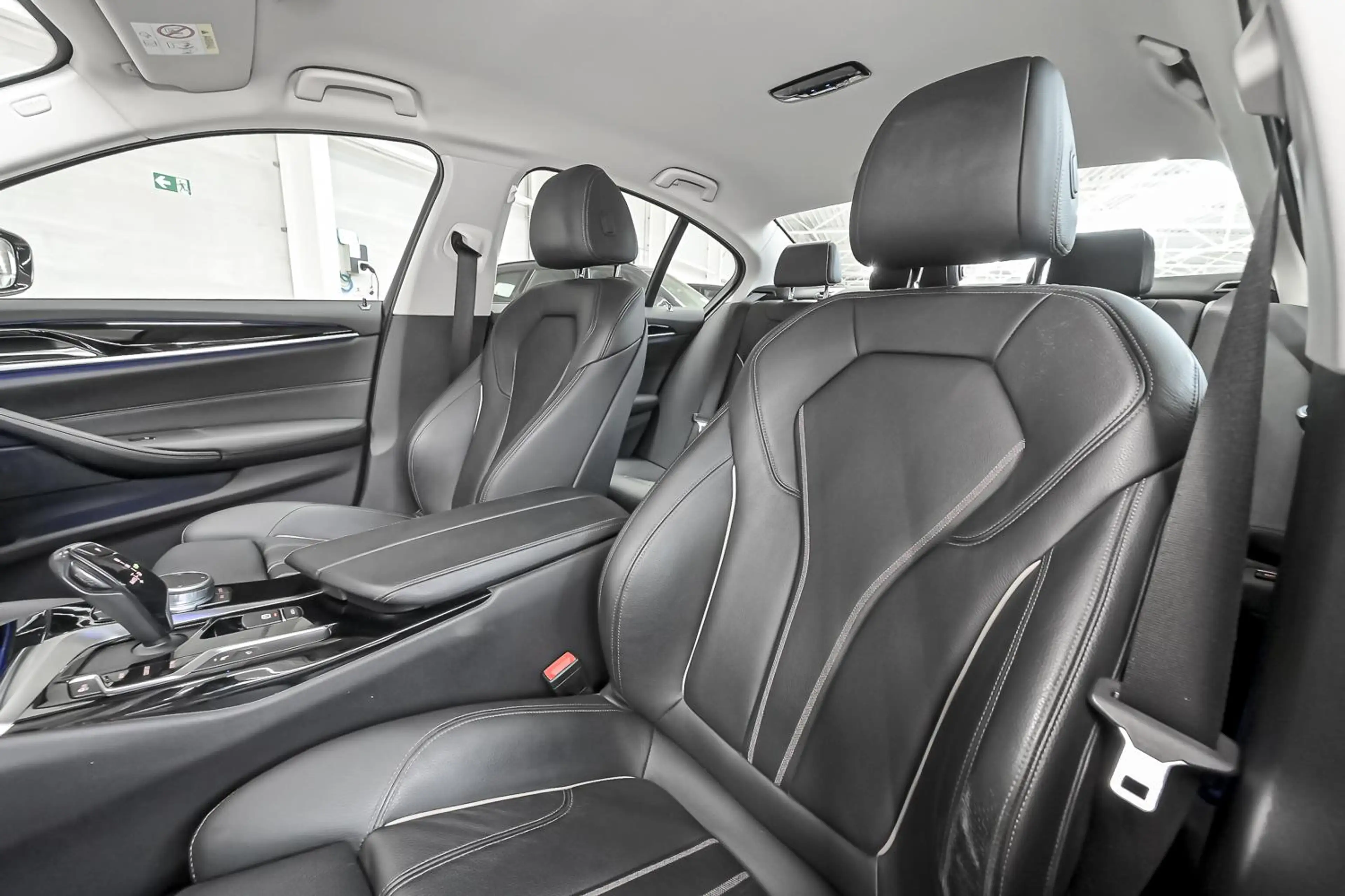 BMW 518 d Berline - 12mois/maand garantie — photo 15