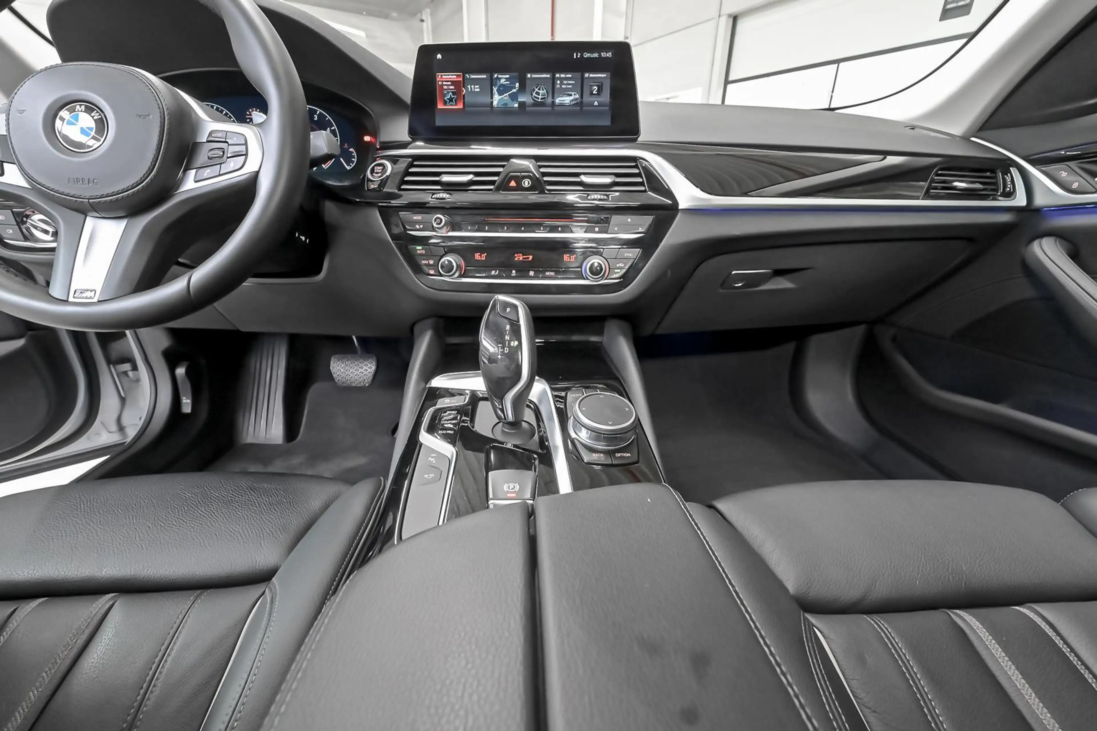BMW 518 d Berline - 12mois/maand garantie — photo 7