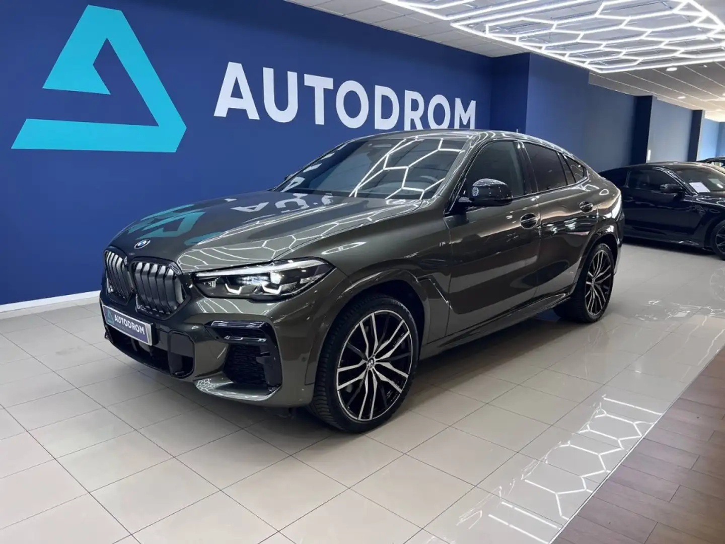 BMW X6 xDrive 40iA Grau - 1