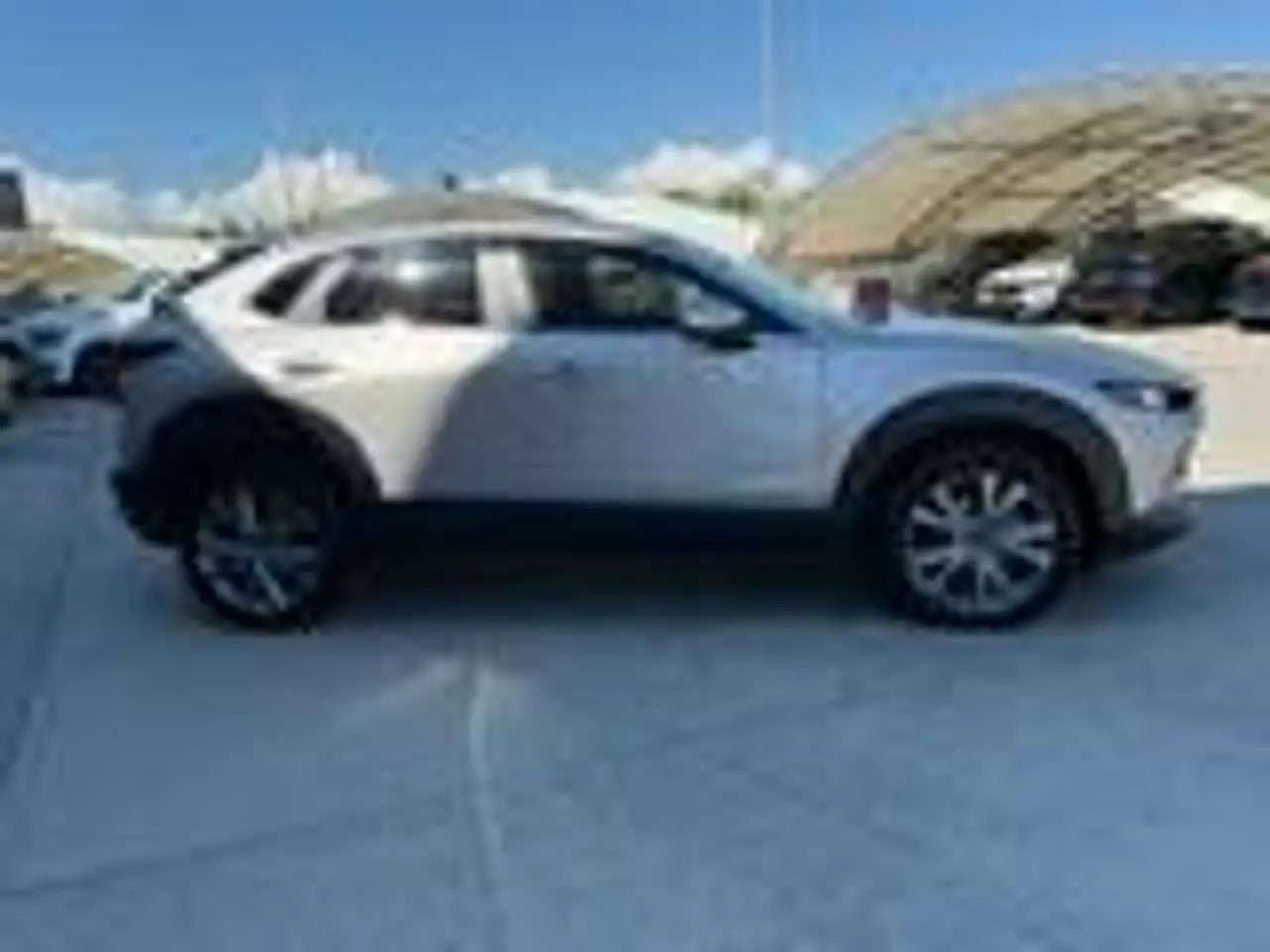 Mazda CX-30 photo Mazda CX-30
