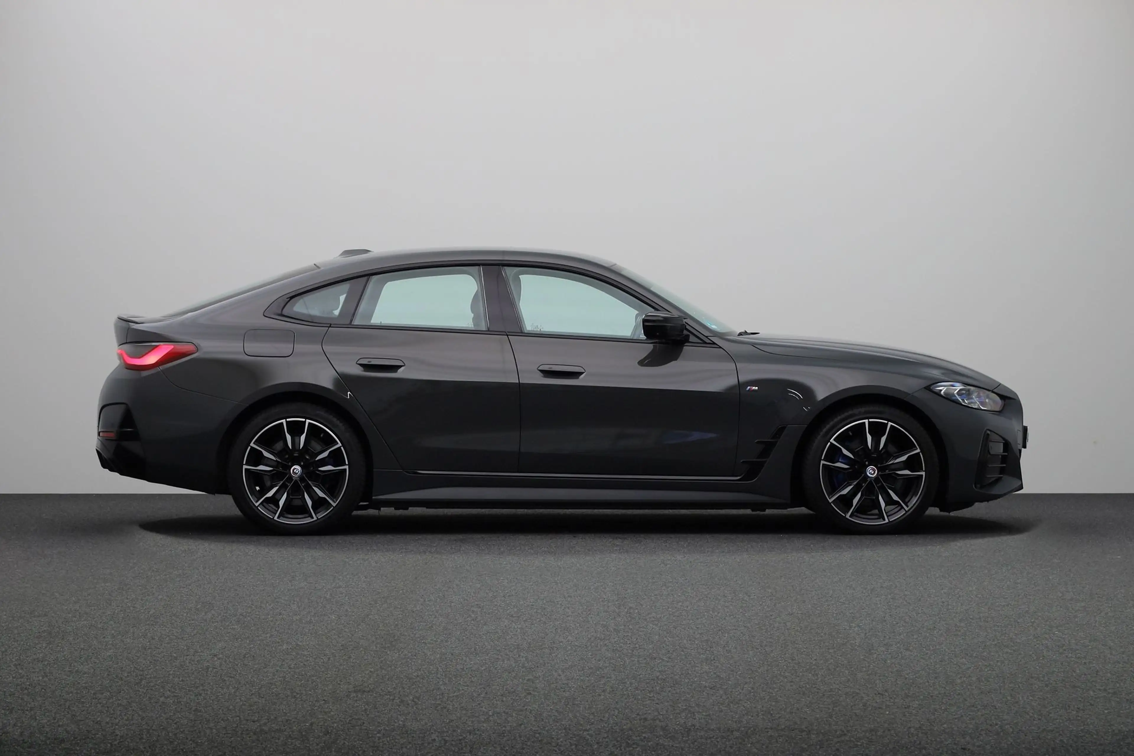 BMW i4 M50 High Executive 84 kWh | BMW Laserlight | Comfo — photo 10