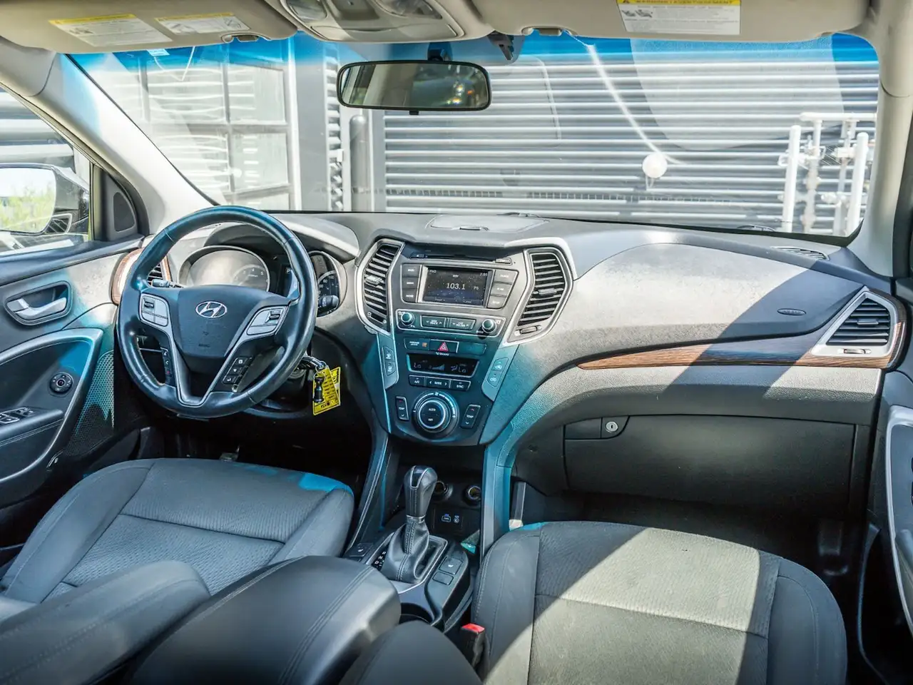 Hyundai SANTA FE снимка Hyundai SANTA FE