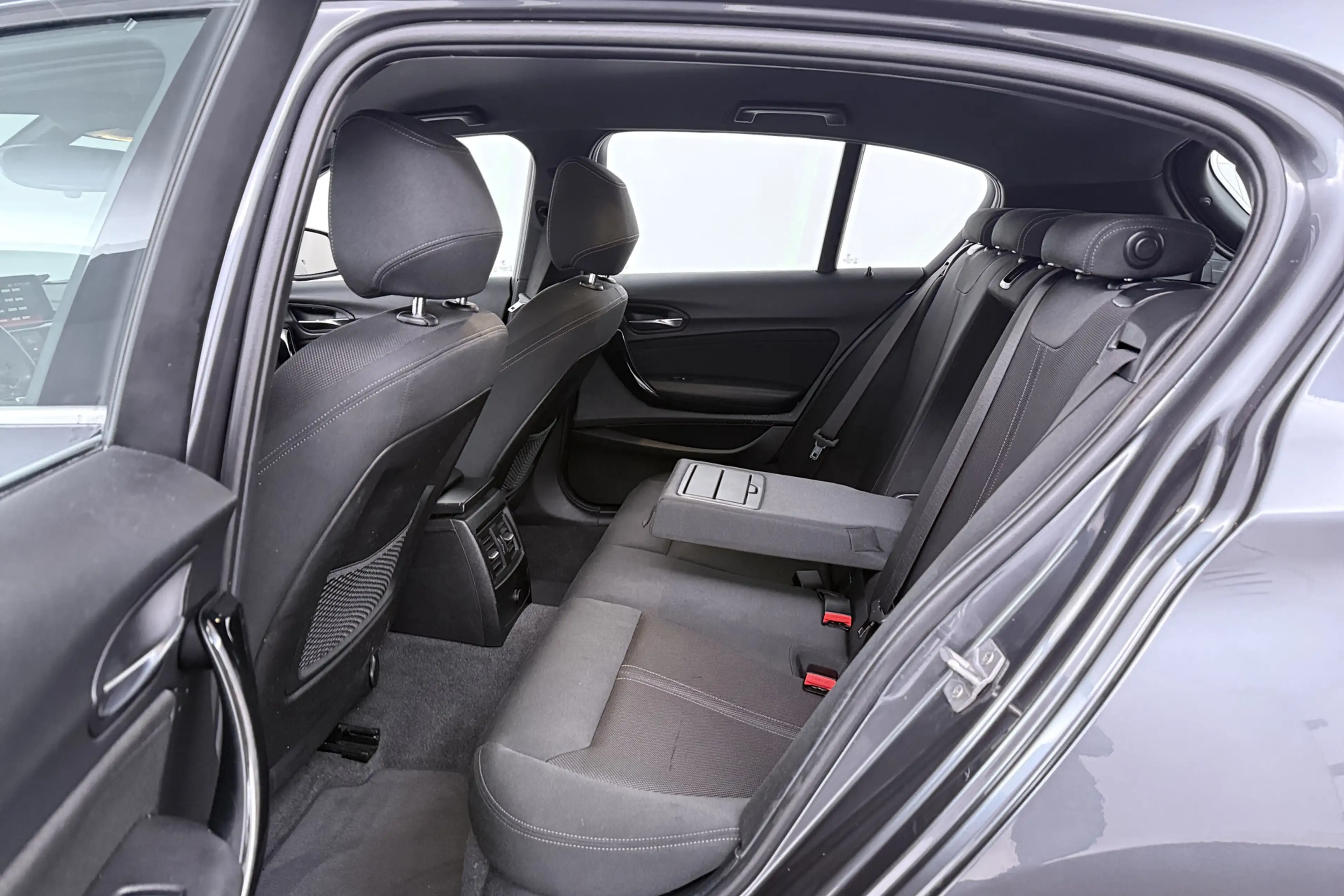 BMW 118 1-serie 118i Executive (NAVIGATIE, CAMERE, SPORTST — photo 23