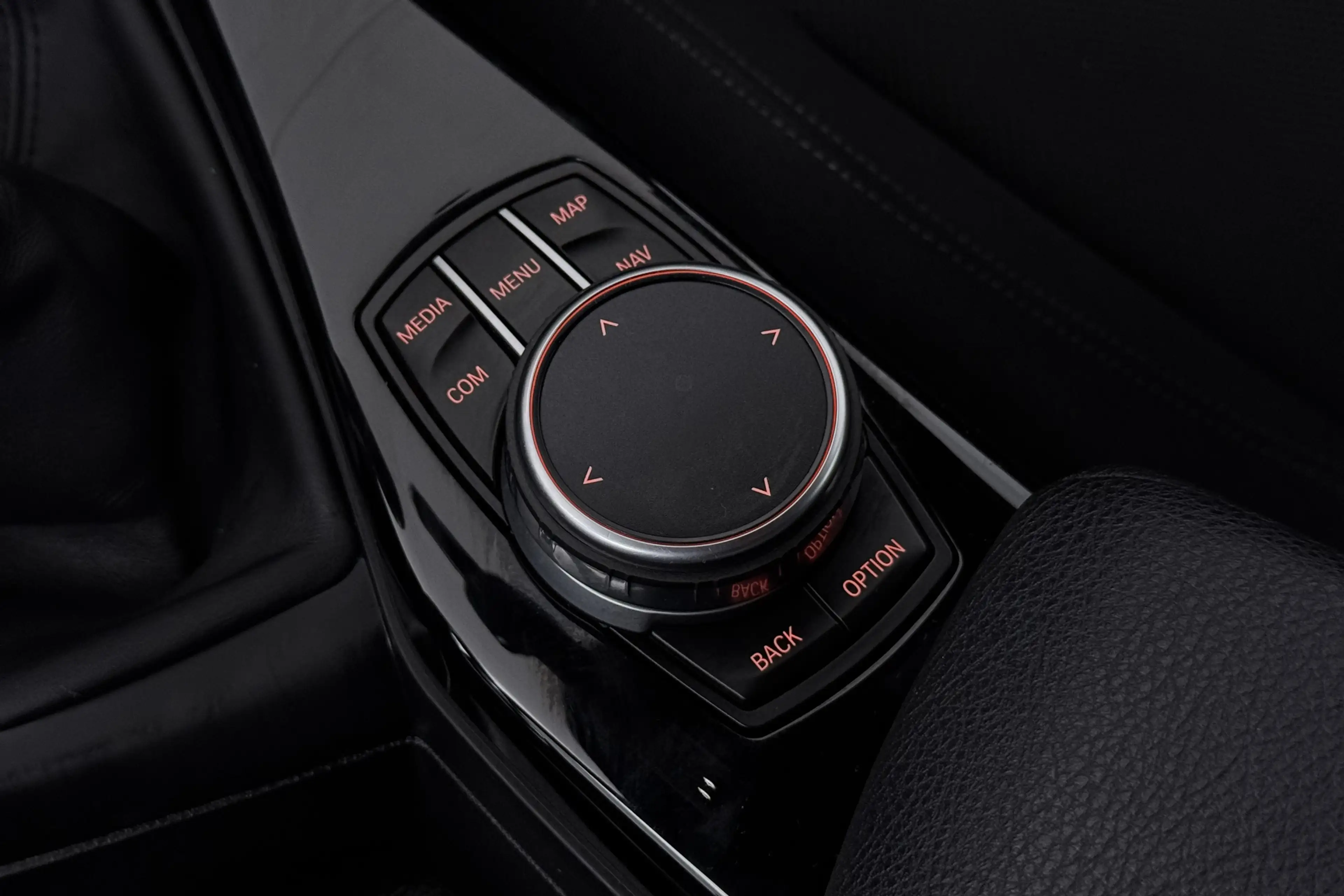BMW 118 1-serie 118i Executive (NAVIGATIE, CAMERE, SPORTST — photo 17