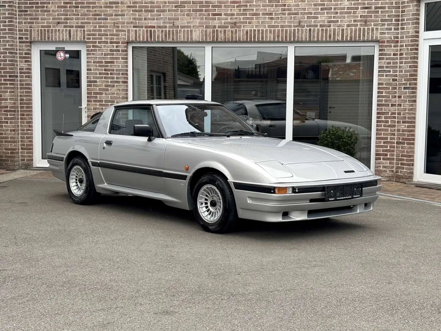 Mazda RX-7 FB / Oldtimer / 48000km Silber - 1