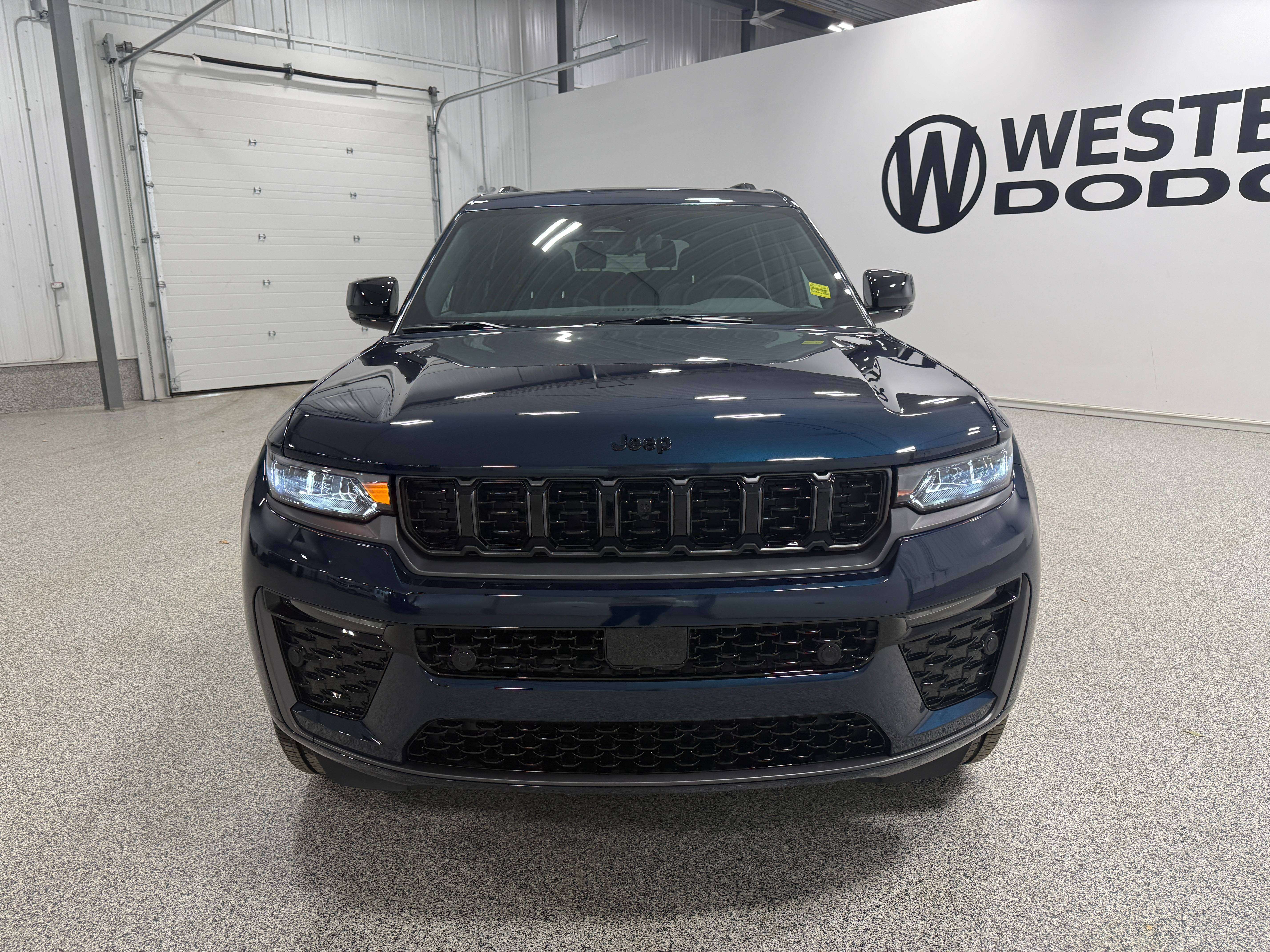 2027 Jeep Grand Cherokee L