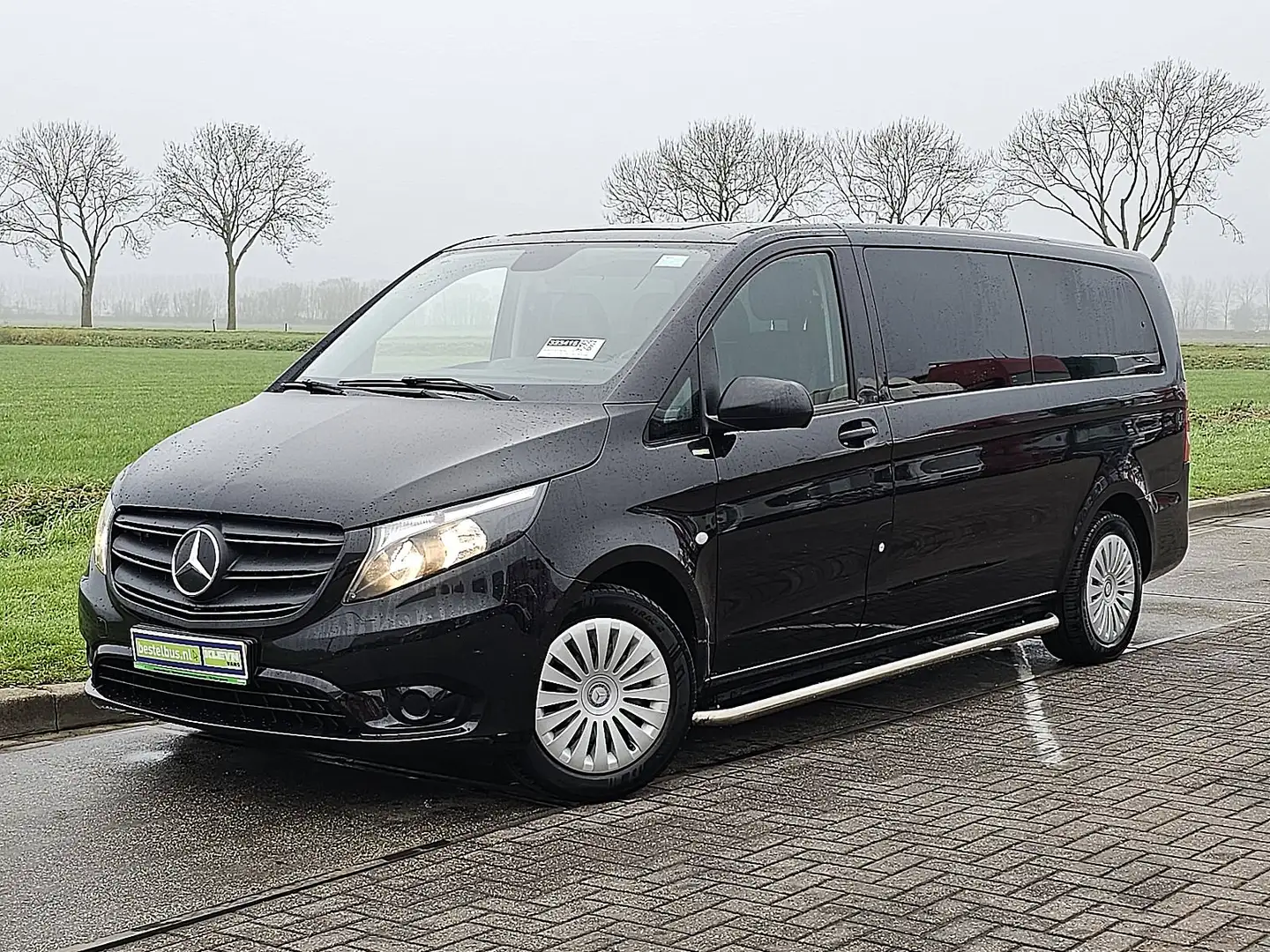 Mercedes-Benz Vito 114 TOURER XL AUT. 8 PL. Noir - 2