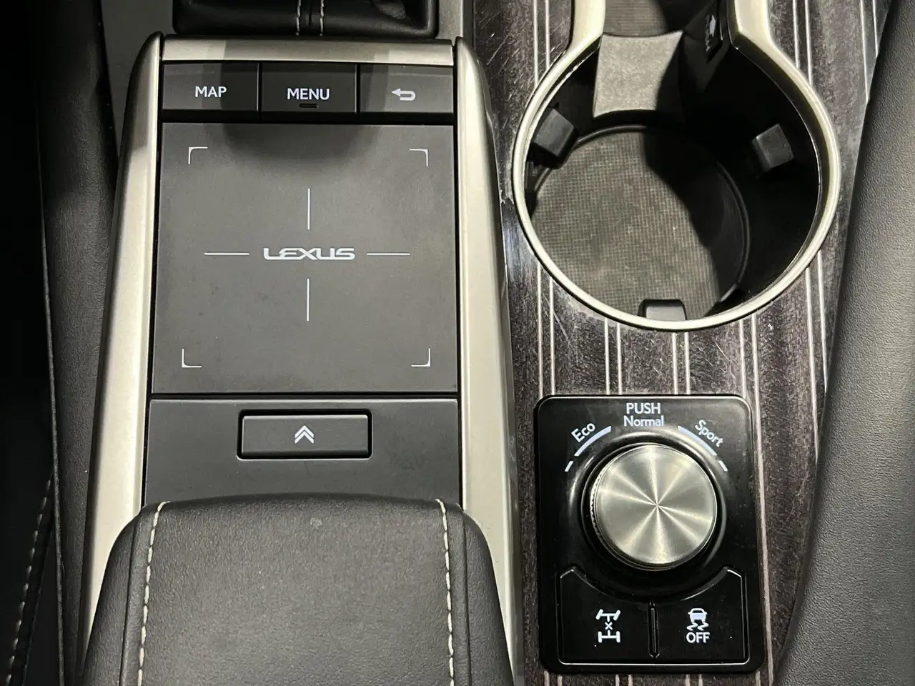 Lexus RX снимка Lexus RX