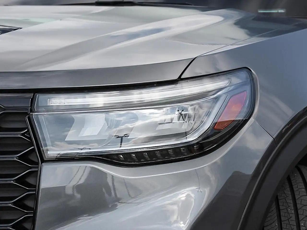 Ford Explorer снимка Ford Explorer