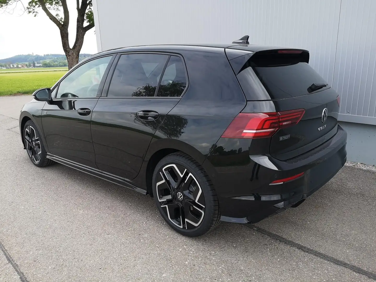 Volkswagen Golf 2.0 TDI 110 kW R-Line DSG 18 Zoll Kamera... Nero - 2