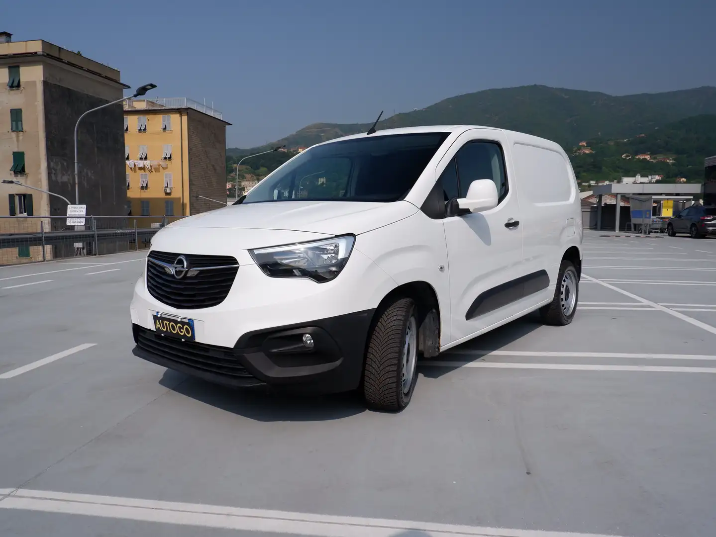Opel Combo CARGO 1.6 DIESEL 100CV 3POSTI EDITION 10T Bianco - 1