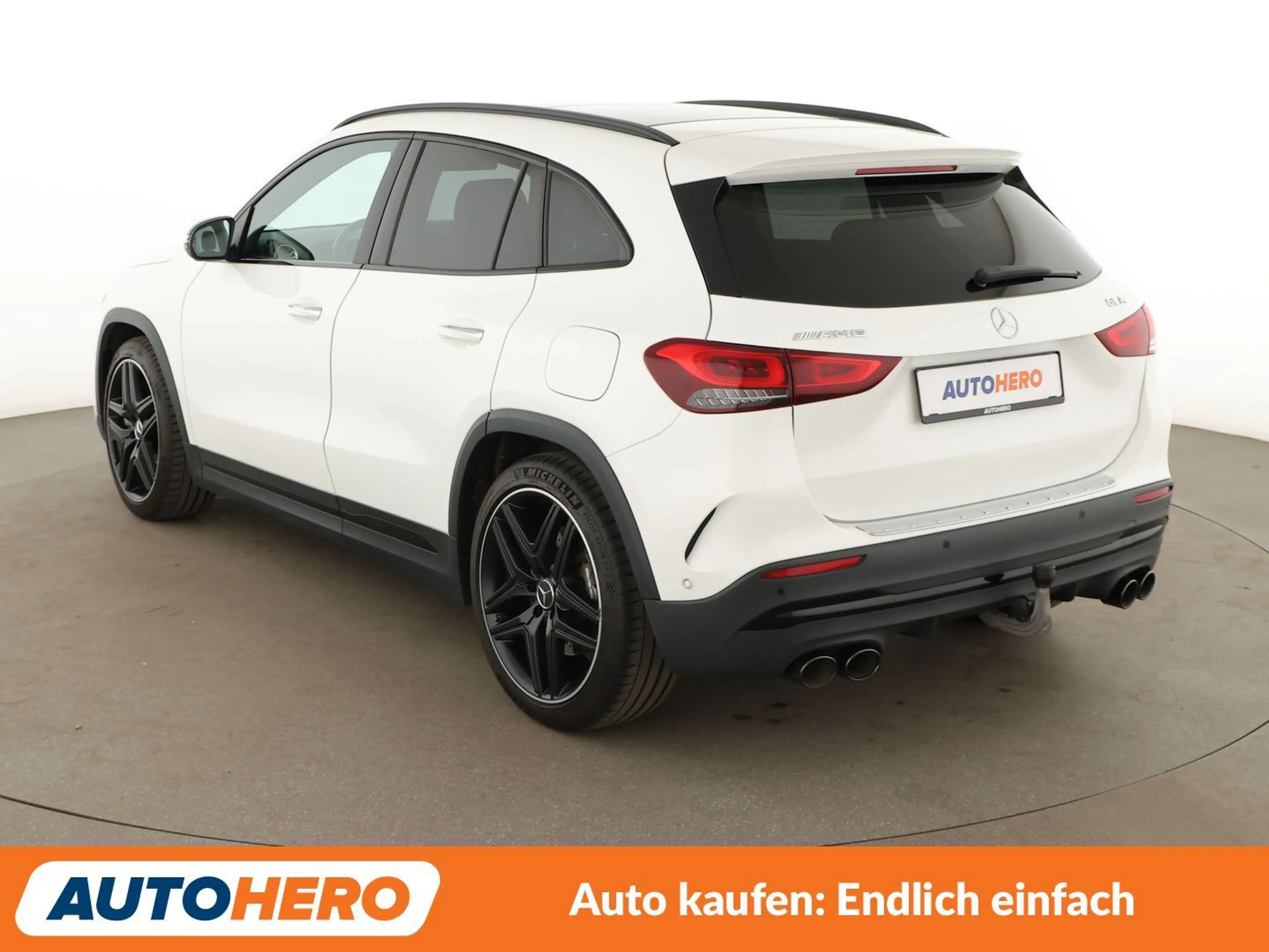 Mercedes-Benz GLA 45 AMG AMG 4Matic Aut.*LED*NAVI*TEMPO*PDC*SHZ*KLIMA* — photo 4