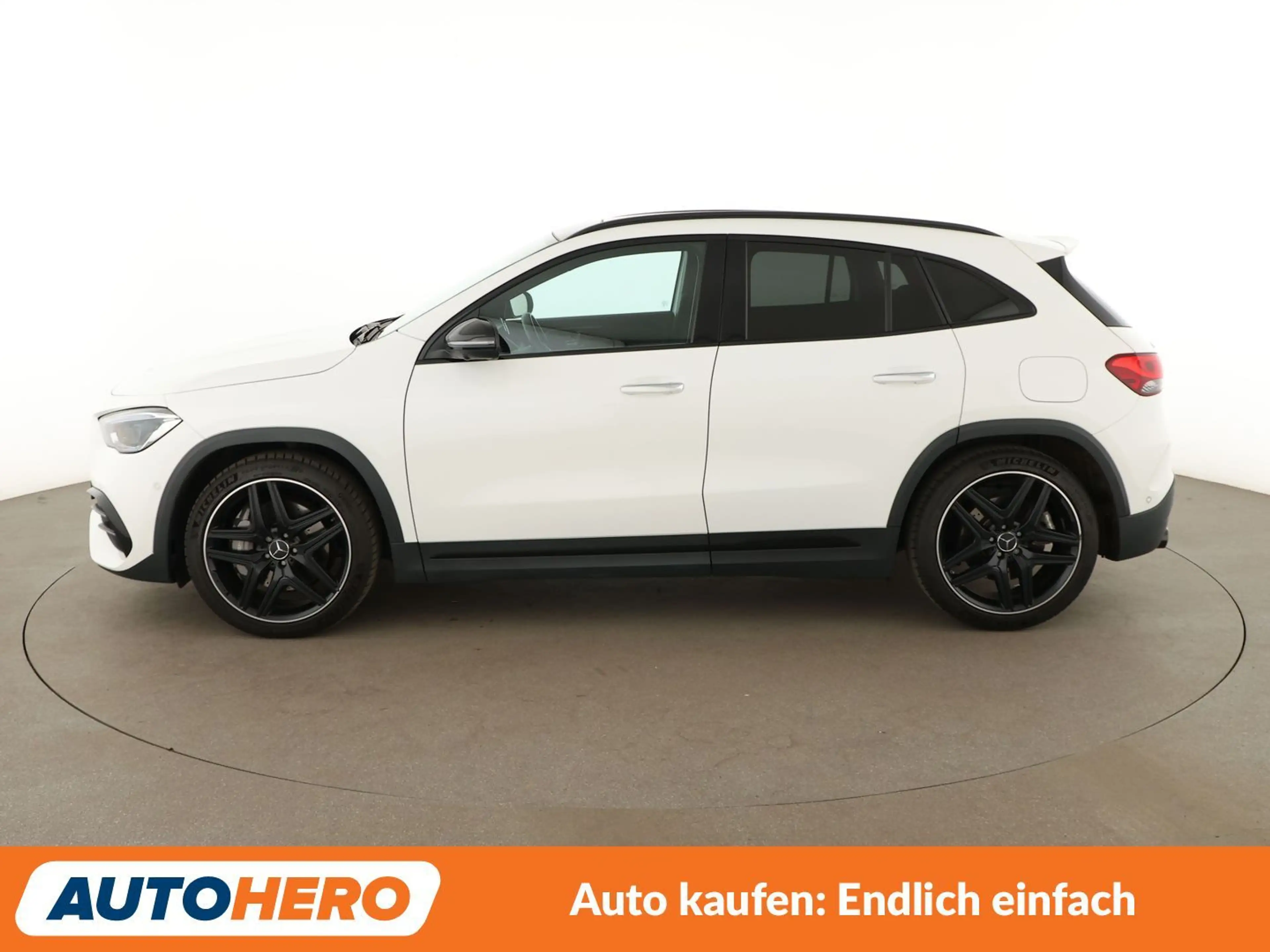 Mercedes-Benz GLA 45 AMG AMG 4Matic Aut.*LED*NAVI*TEMPO*PDC*SHZ*KLIMA* — photo 3