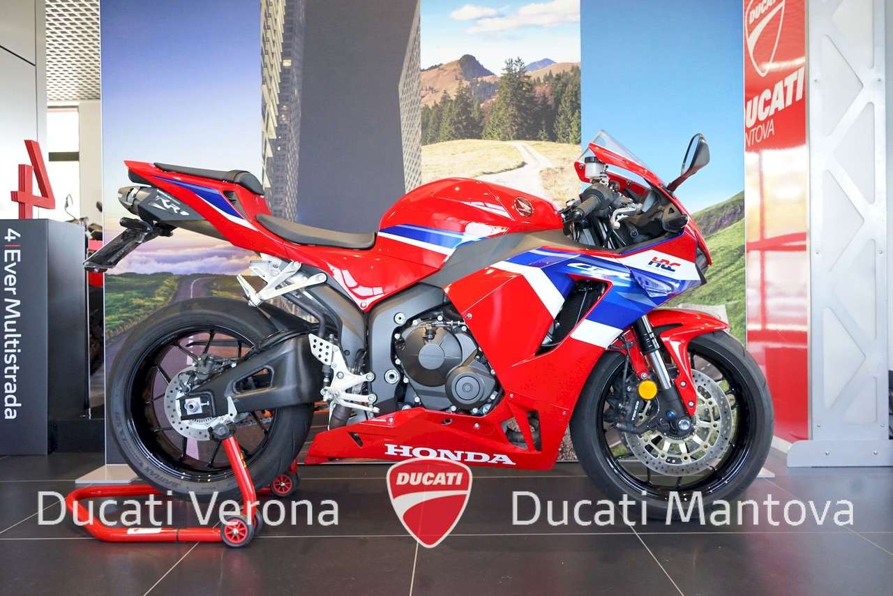 Honda CBR 600 RR - POCHI KM