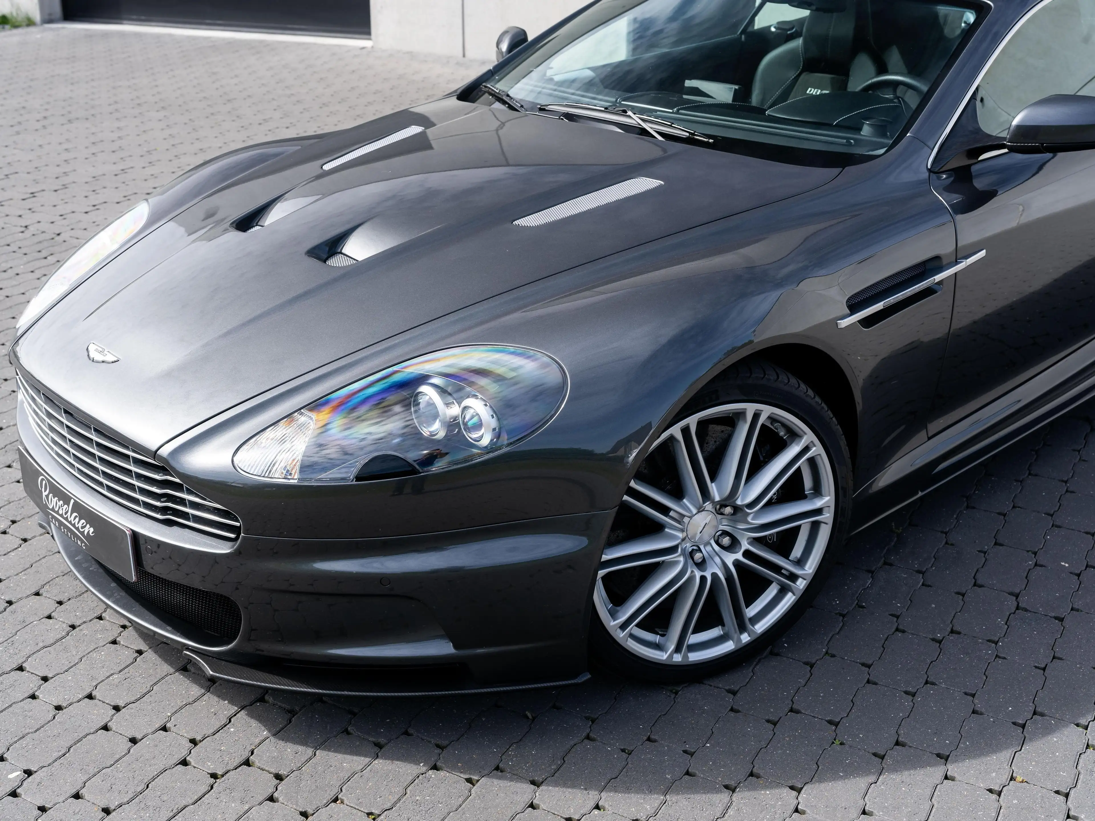 Aston Martin DBS DBS 5.9i V12 / MANUAL / CARBON — photo 4