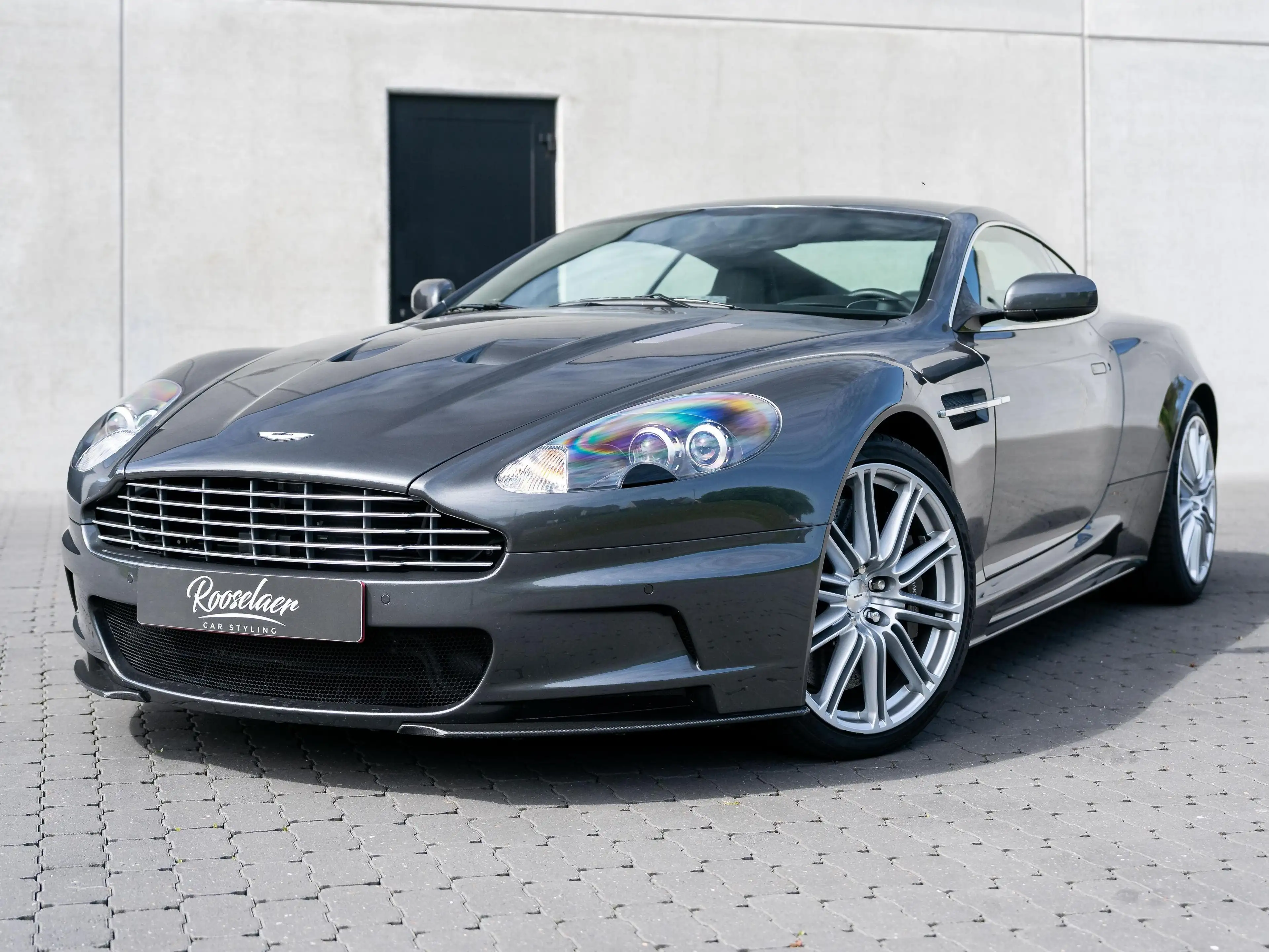 Aston Martin DBS DBS 5.9i V12 / MANUAL / CARBON — photo 2