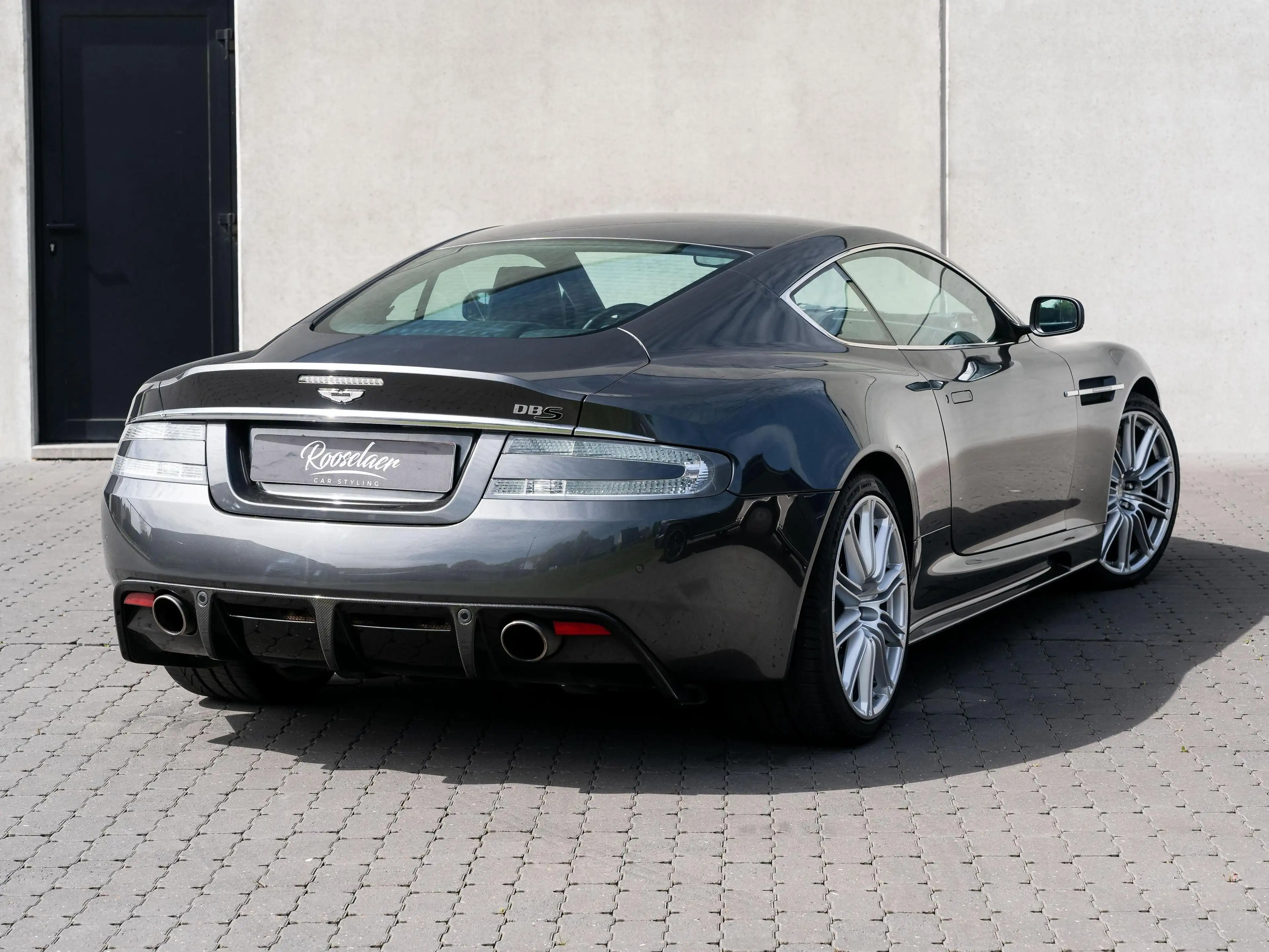 Aston Martin DBS DBS 5.9i V12 / MANUAL / CARBON — photo 8