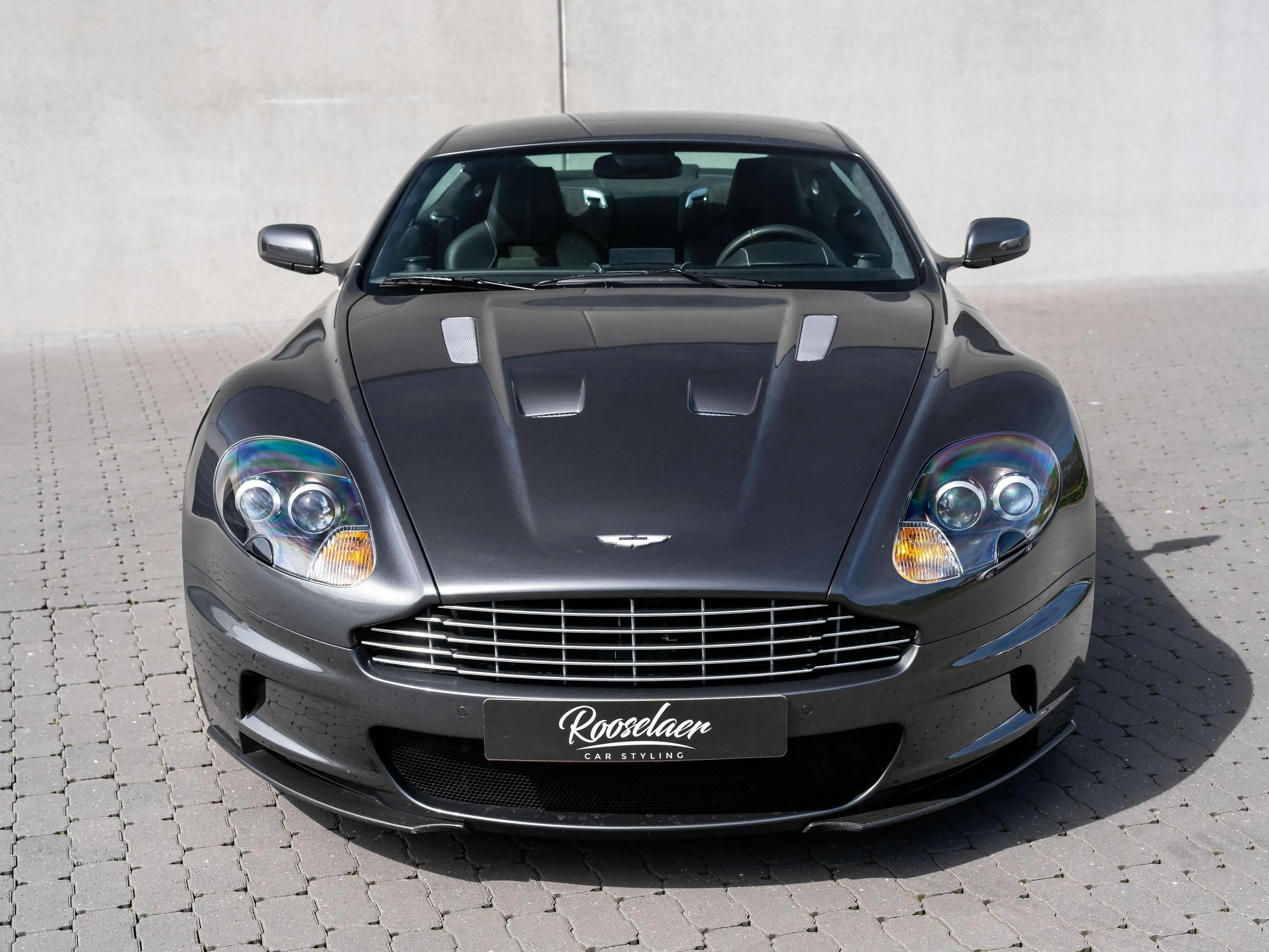 Aston Martin DBS DBS 5.9i V12 / MANUAL / CARBON — photo 11
