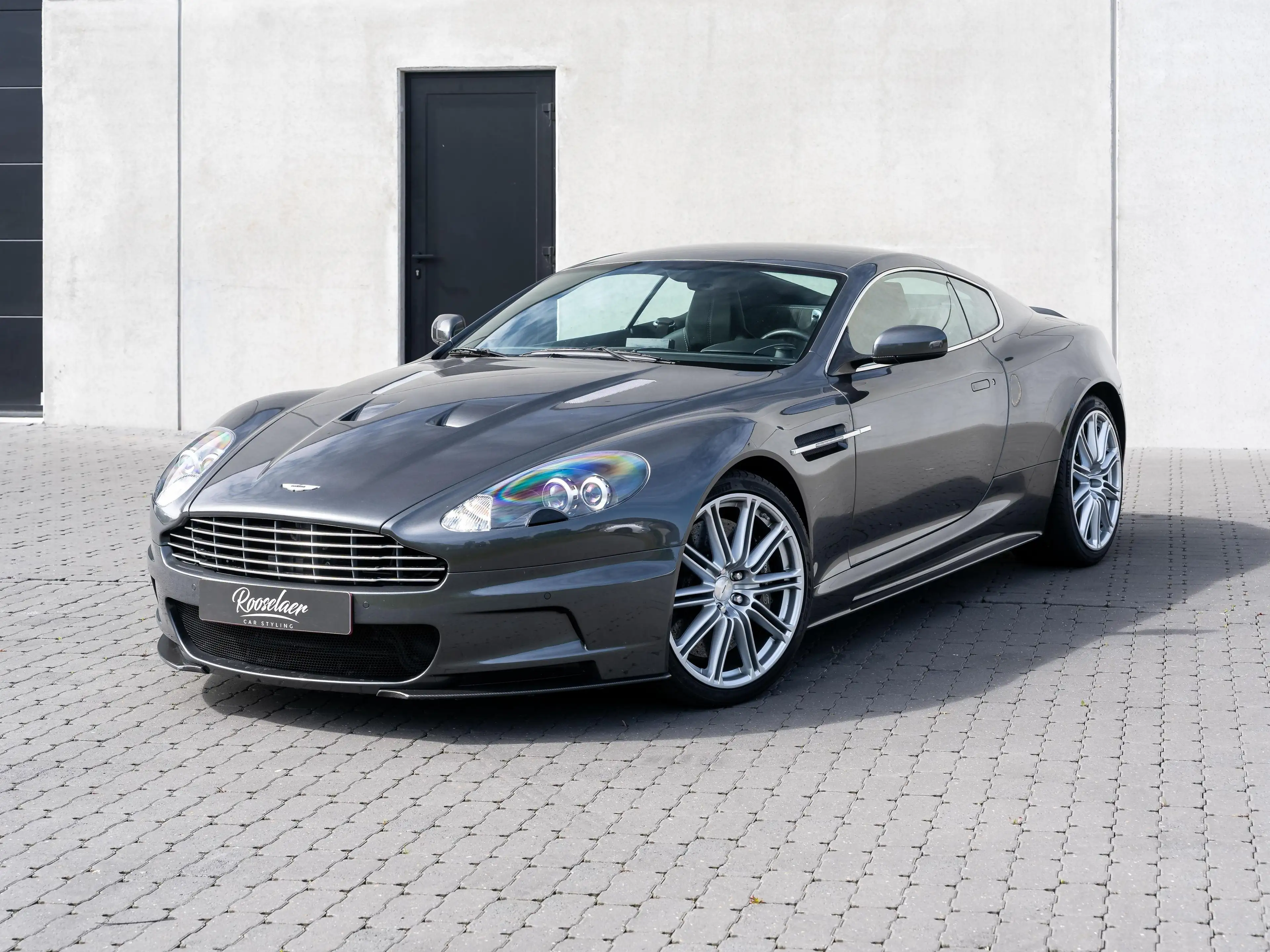 Aston Martin DBS DBS 5.9i V12 / MANUAL / CARBON — photo 3