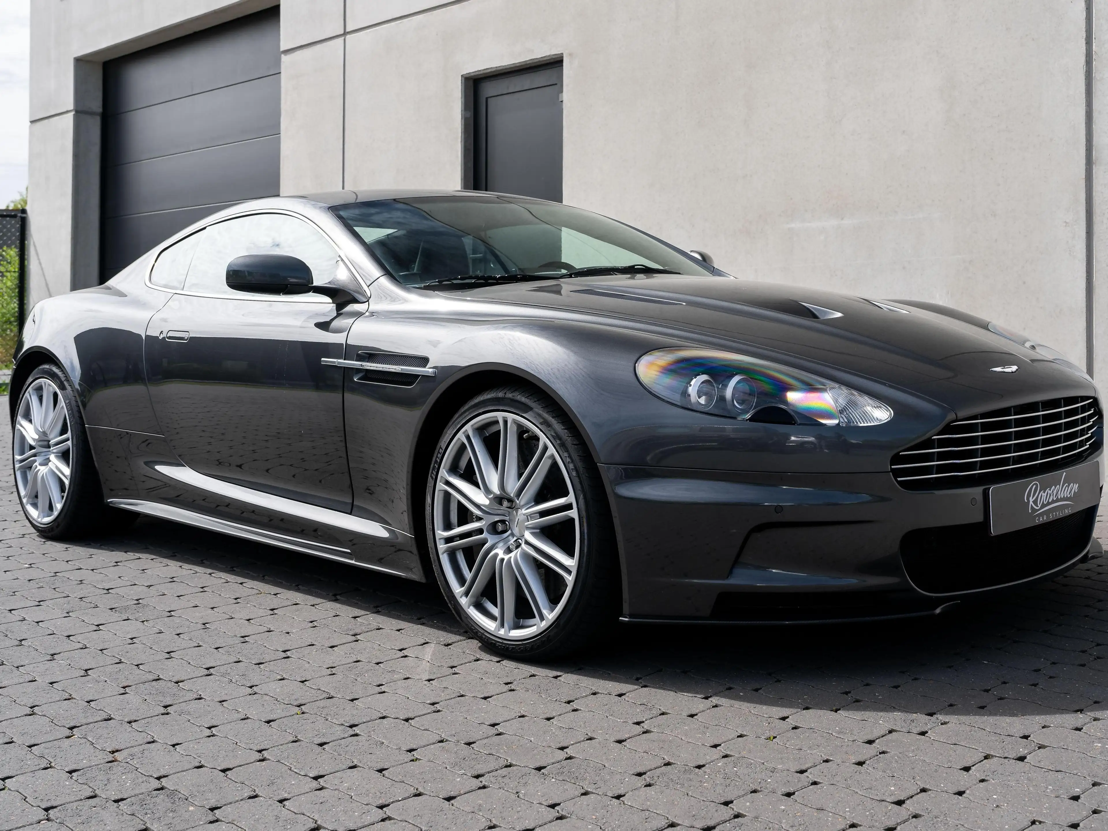 Aston Martin DBS DBS 5.9i V12 / MANUAL / CARBON — photo 10