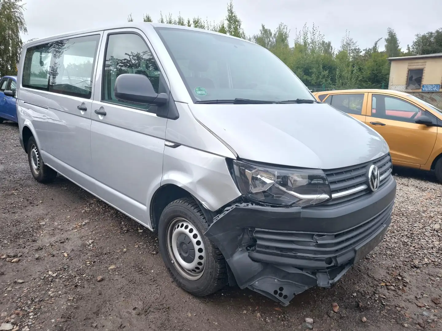 Volkswagen T6 Transporter Kombi lang Automatik 2.0 TDI Silver - 1