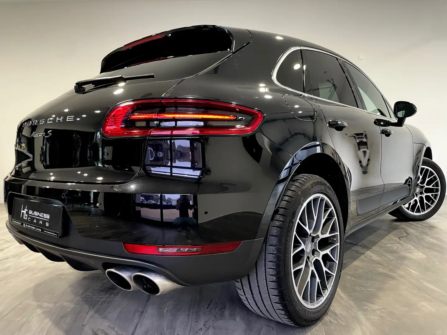 Porsche Macan S 3.0/ PDK/ TOIT OUVRANT/ BOSE / ECHAPPEMENT SPORT Noir - 2