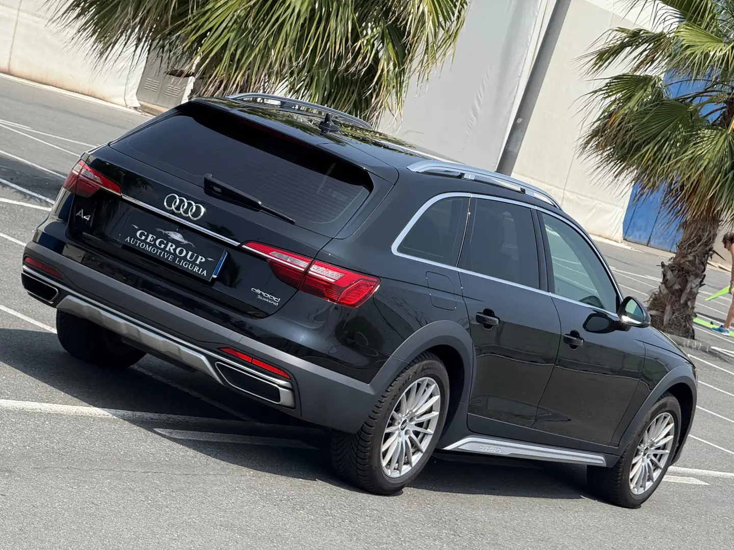 Audi A4 allroad 50 3.0 TDI mhev-286 CV-PERMUTABILE Negru - 2