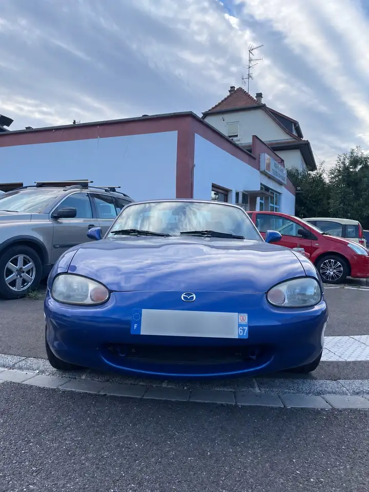 Mazda MX-5 1.9i 16V, foto 3