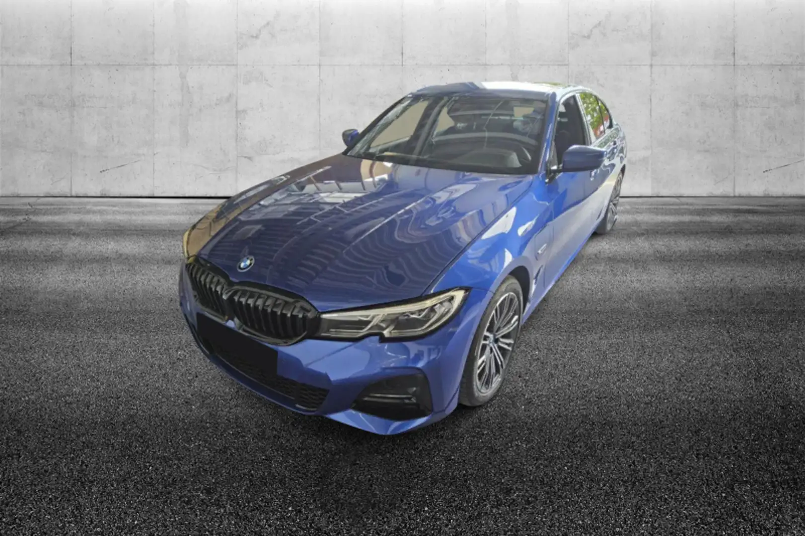 BMW 330 e Msport Bleu - 1