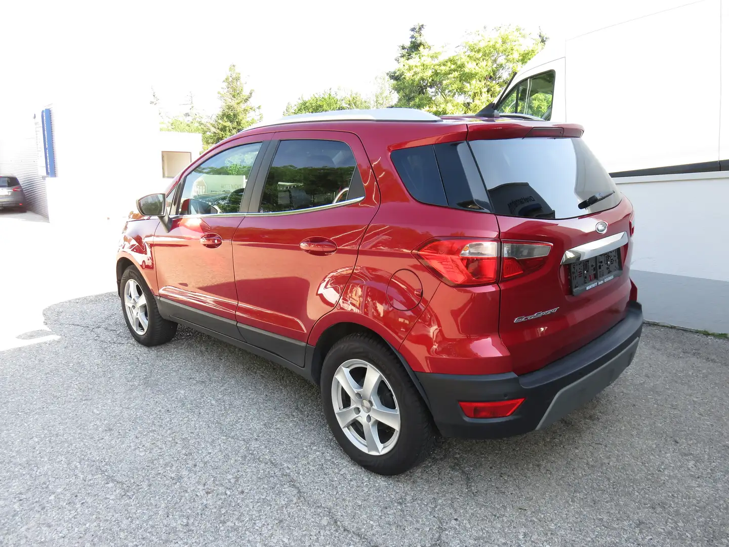Ford EcoSport 1,0 EcoBoost Titanium Rood - 2