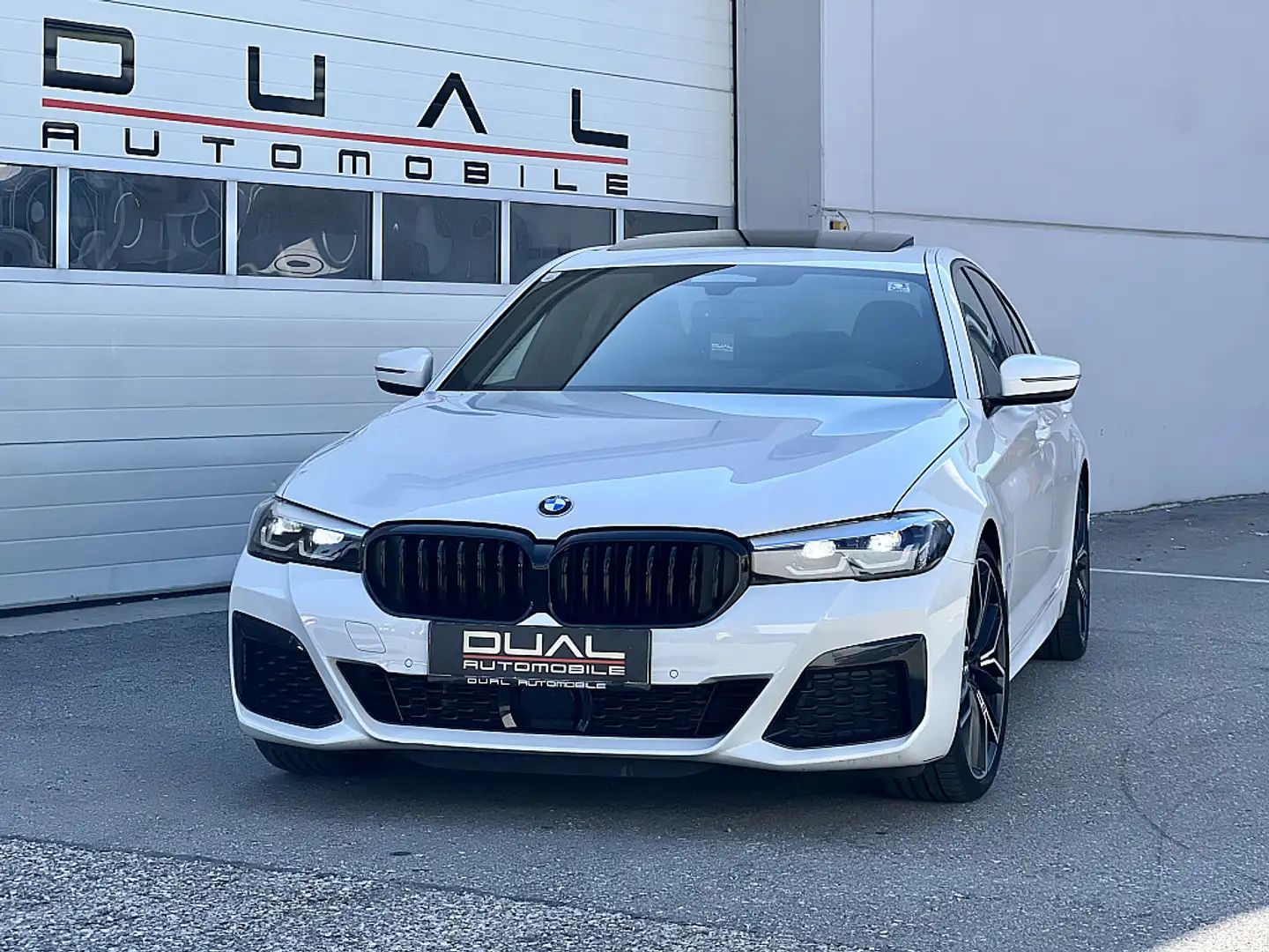 BMW 540 i 48 V Aut./M-PAKET/LED/H&K/SHD/HEAD-UP Weiß - 1