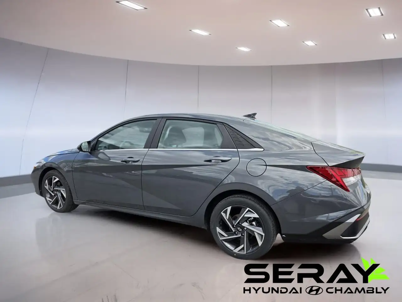 Hyundai ELANTRA снимка Hyundai ELANTRA