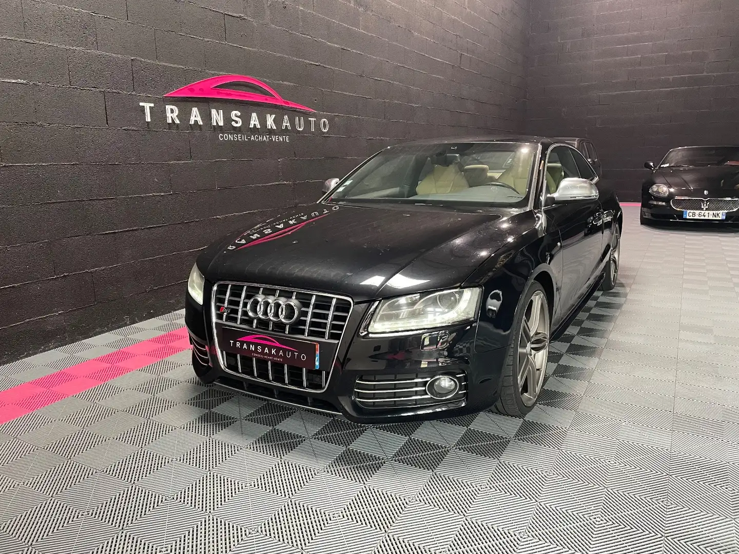 Audi S5 Black - 1