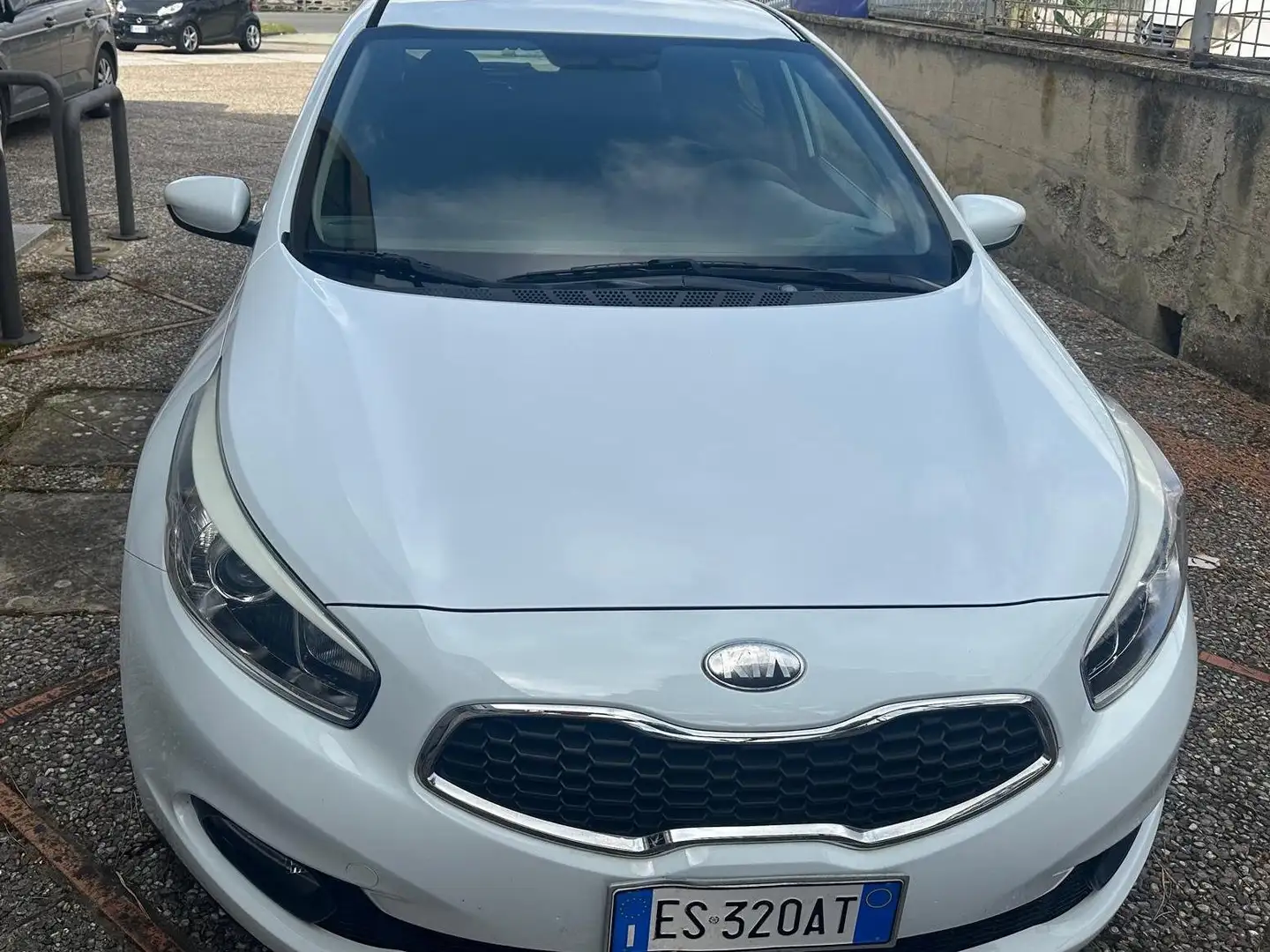 Kia Ceed / cee'd ceed II 2012 1.4 crdi Active Biały - 1