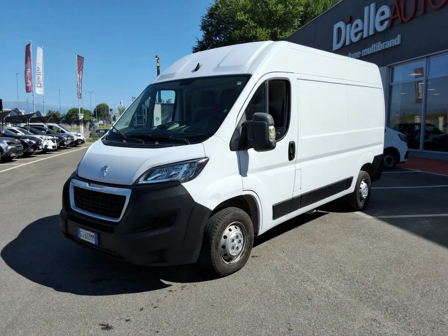 Peugeot Boxer Boxer 333 2.2 bluehdi 140cv S&S L2H2 Blanco - 1