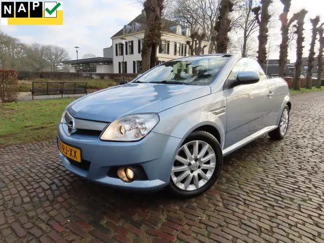 Opel Tigra TwinTop 1.4-16V Cosmo Airco Leer/Stof Sportstoelen
