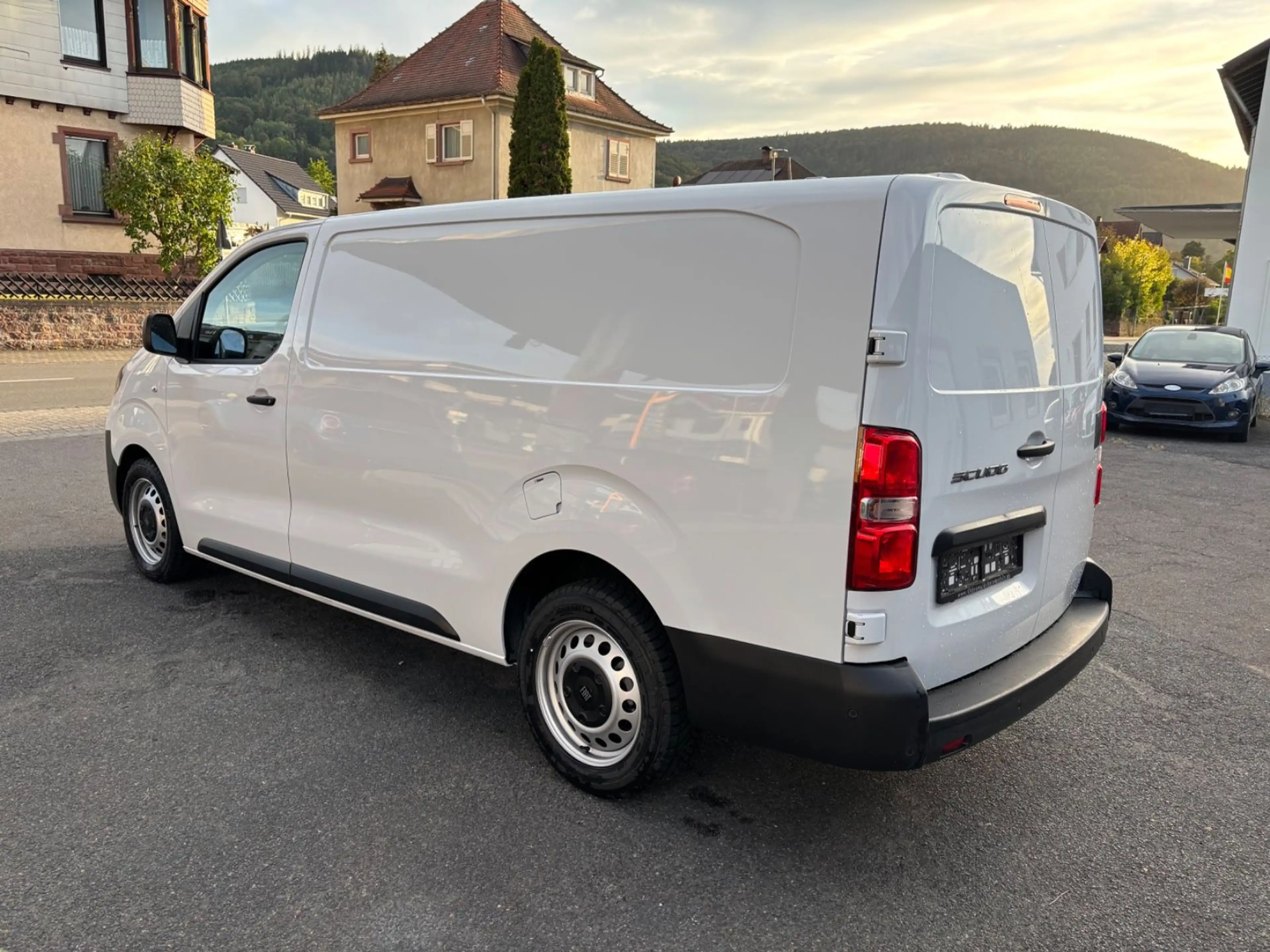 Fiat Scudo L3 2,0,Automatik+Navi+Kamera+PDC+Holzboden — photo 3