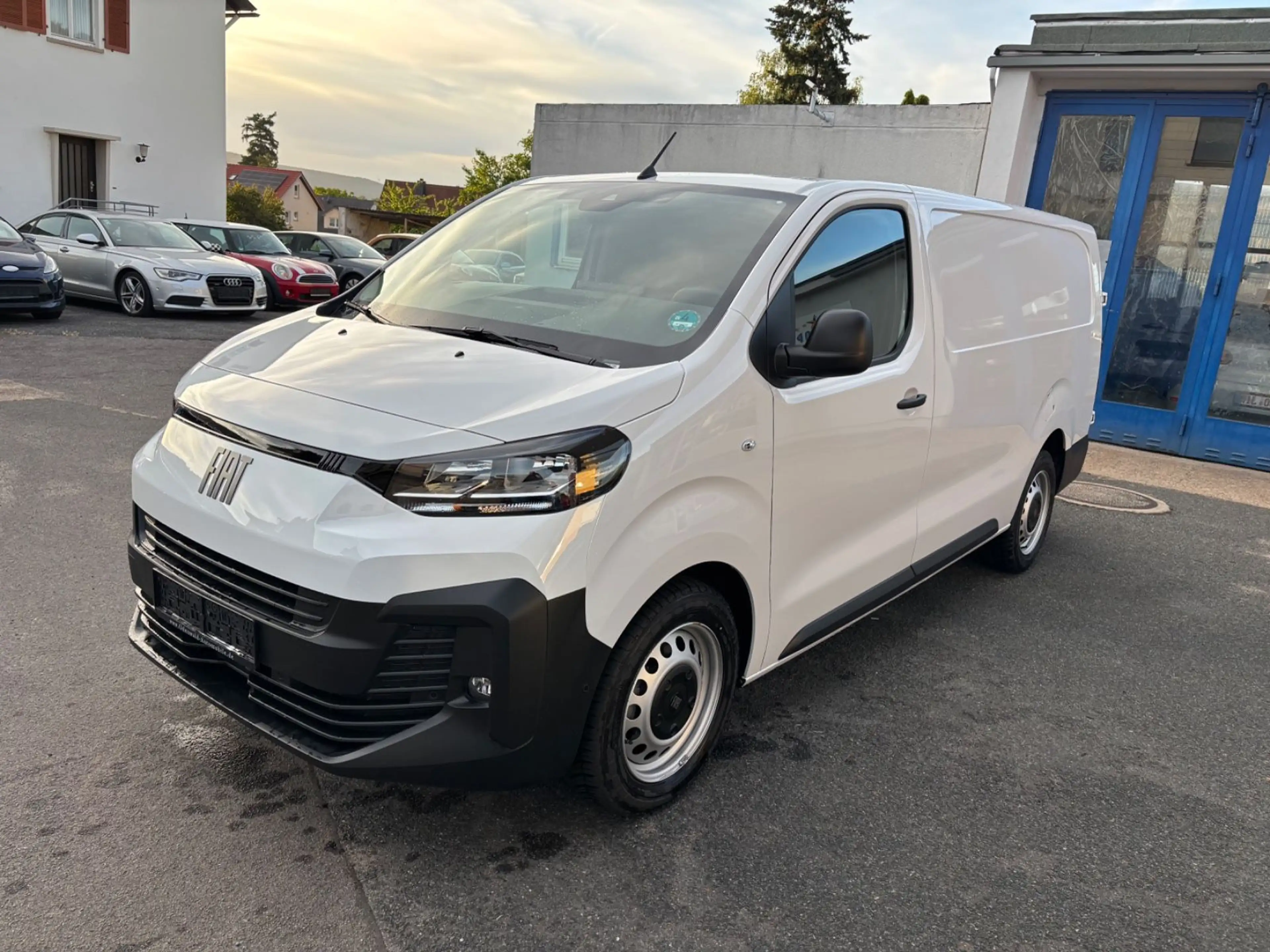 Fiat Scudo L3 2,0,Automatik+Navi+Kamera+PDC+Holzboden