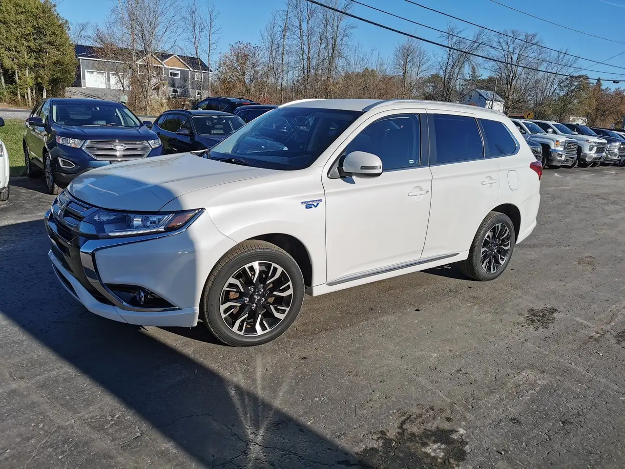 Mitsubishi Outlander снимка Mitsubishi Outlander
