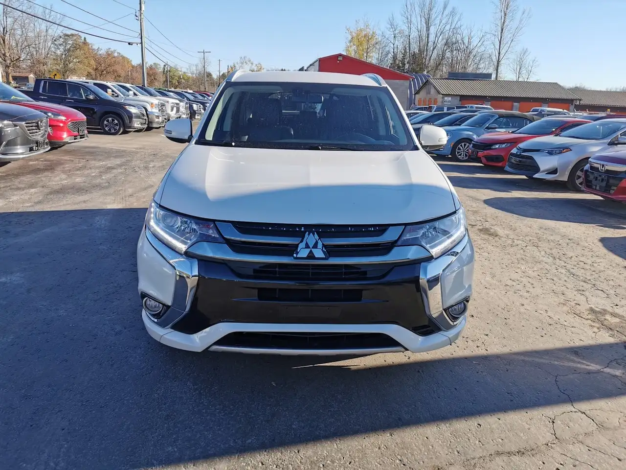 Mitsubishi Outlander снимка Mitsubishi Outlander